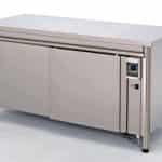 Električni topli sto od inoksa sa srednjom policom  i kliznim vratima